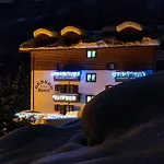 Gembro Hotel 3*