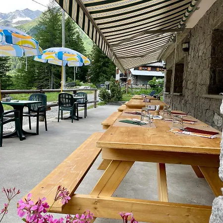 Hotel Gembro 3*