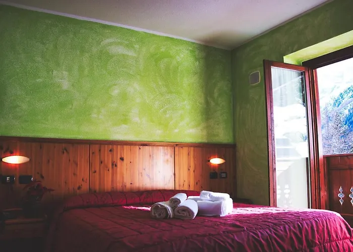 Gembro Hotel 3*